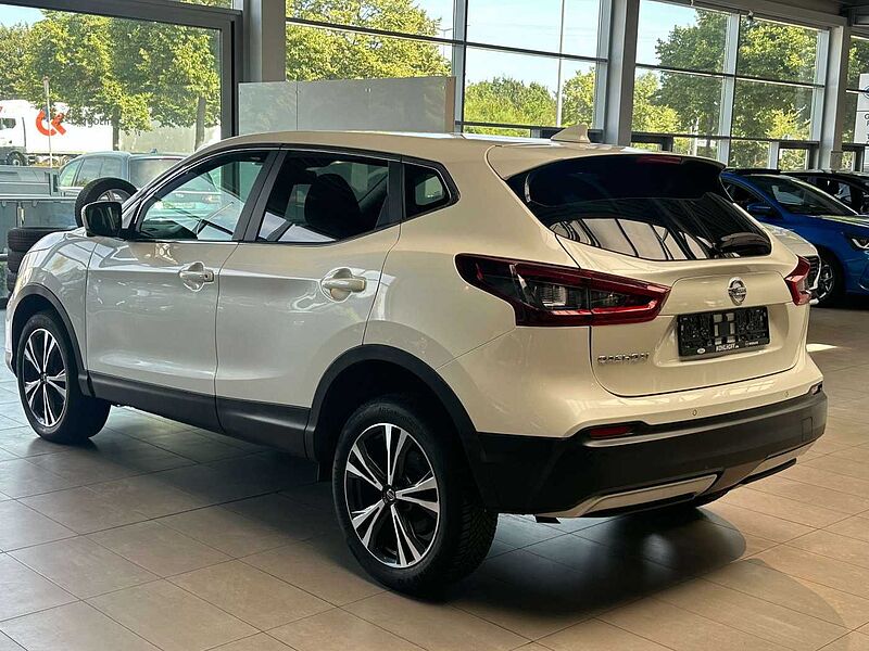 Nissan Qashqai 1.7 dCi N-Connecta 4x4 Automatik 150PS Winter 360