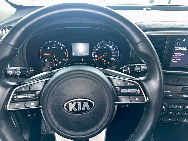 Kia Sportage 1.6 CRDi Vision 4WD Automatik 136PS NAVI Winter