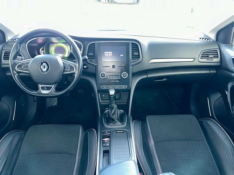 Renault Megane 1.2 TCe 130PS Energy Grandtour BOSE-Edition Navi