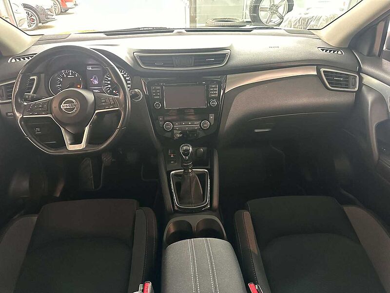 Nissan Qashqai 1.2 DIG-T N-Connecta 116PS Navi Sitzheizung 360