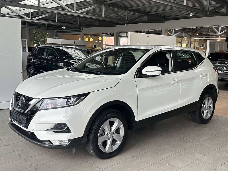 Nissan Qashqai 1.3 DIG-T Shiro 140PS Navi Sitzheizung Kamera