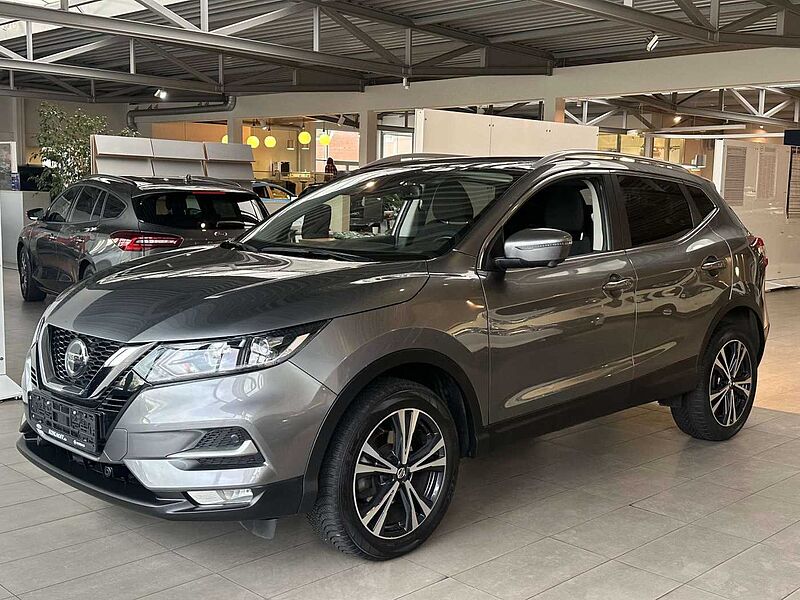 Nissan Qashqai 1.3 DIG-T Zama 159PS Automatik Panorama 360