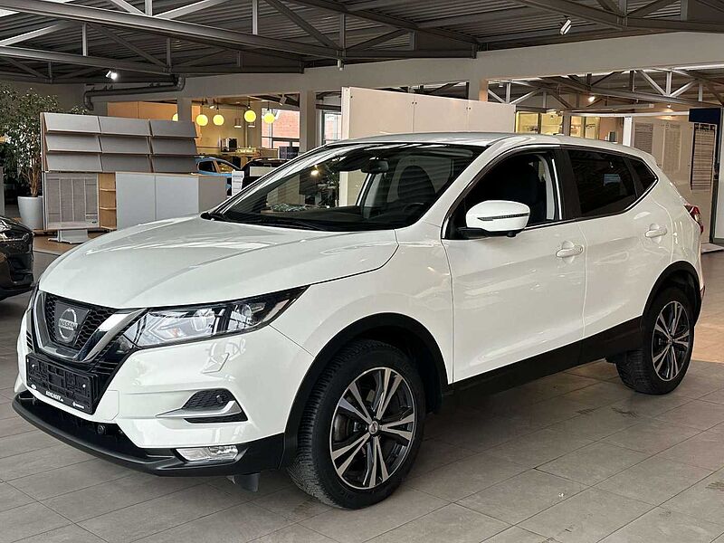 Nissan Qashqai N-Connecta Automatik Winter 360 Navi Sitzheizung