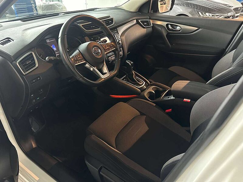 Nissan Qashqai N-Connecta Automatik Winter 360 Navi Sitzheizung