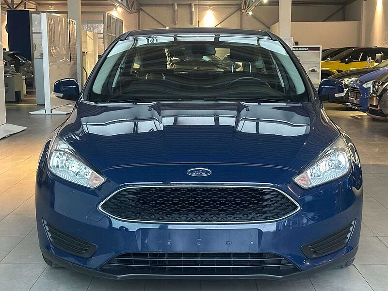 Ford Focus 1.0 EcoBoost Trend 100PS Radio Klima Bluetooth