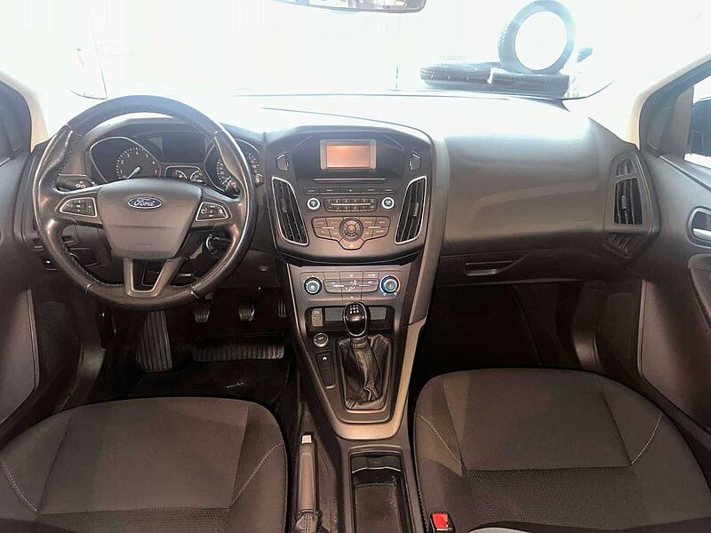 Ford Focus 1.0 EcoBoost Trend 100PS Radio Klima Bluetooth