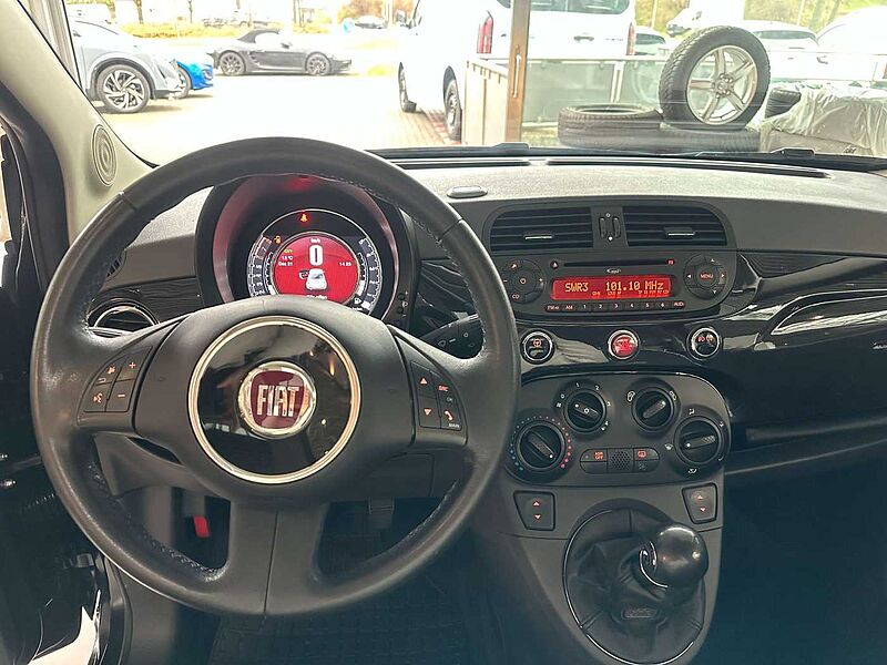 Fiat 500 1.2 Lounge 8V 69PS Radio Bluetooth Panorama