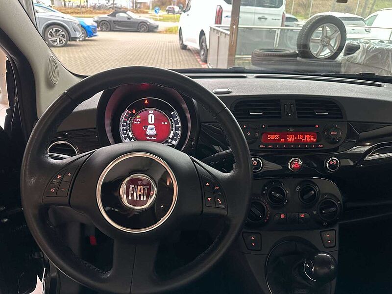 Fiat 500 1.2 Lounge 8V 69PS Radio Bluetooth Panorama