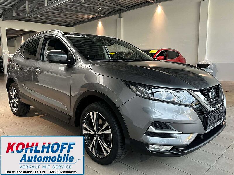 Nissan Qashqai 1.3 DIG-T N-Connecta 140PS Navi Winter Panorama