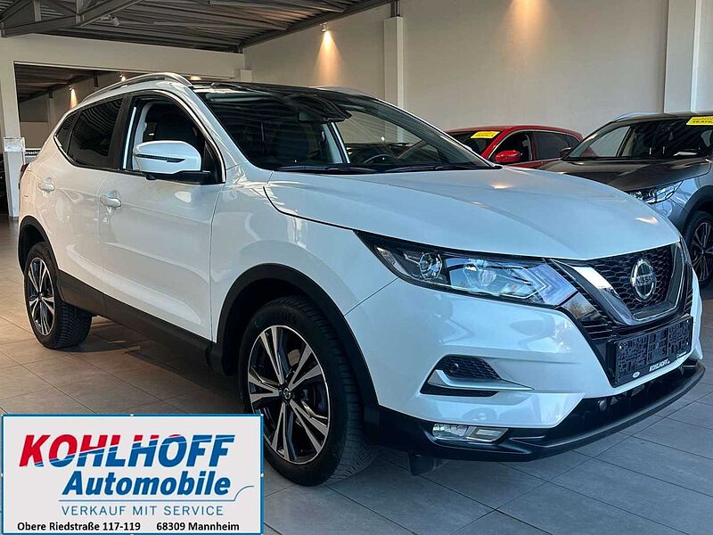 Nissan Qashqai 1.3 DIG-T N-Connecta 160PS Automatik 360 Panorama