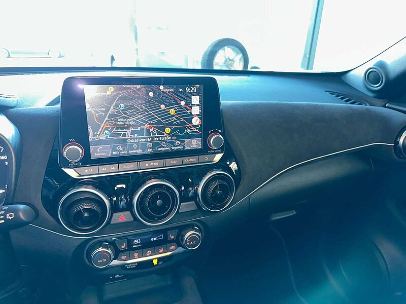 Nissan Juke N-Design Automatik BOSE Navi Kamera LED Carplay